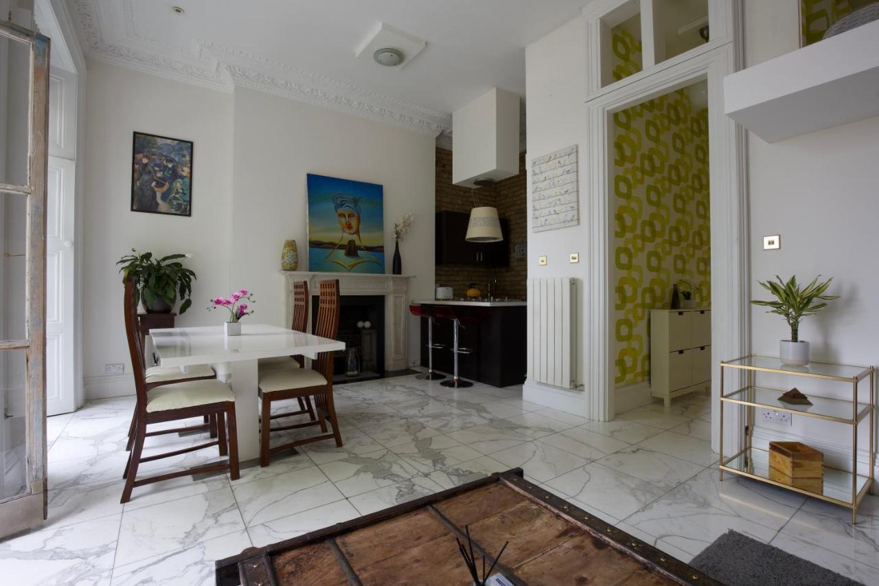 Large 2 Beds Flat Overlooking Clapham Common Park Londres Exterior foto